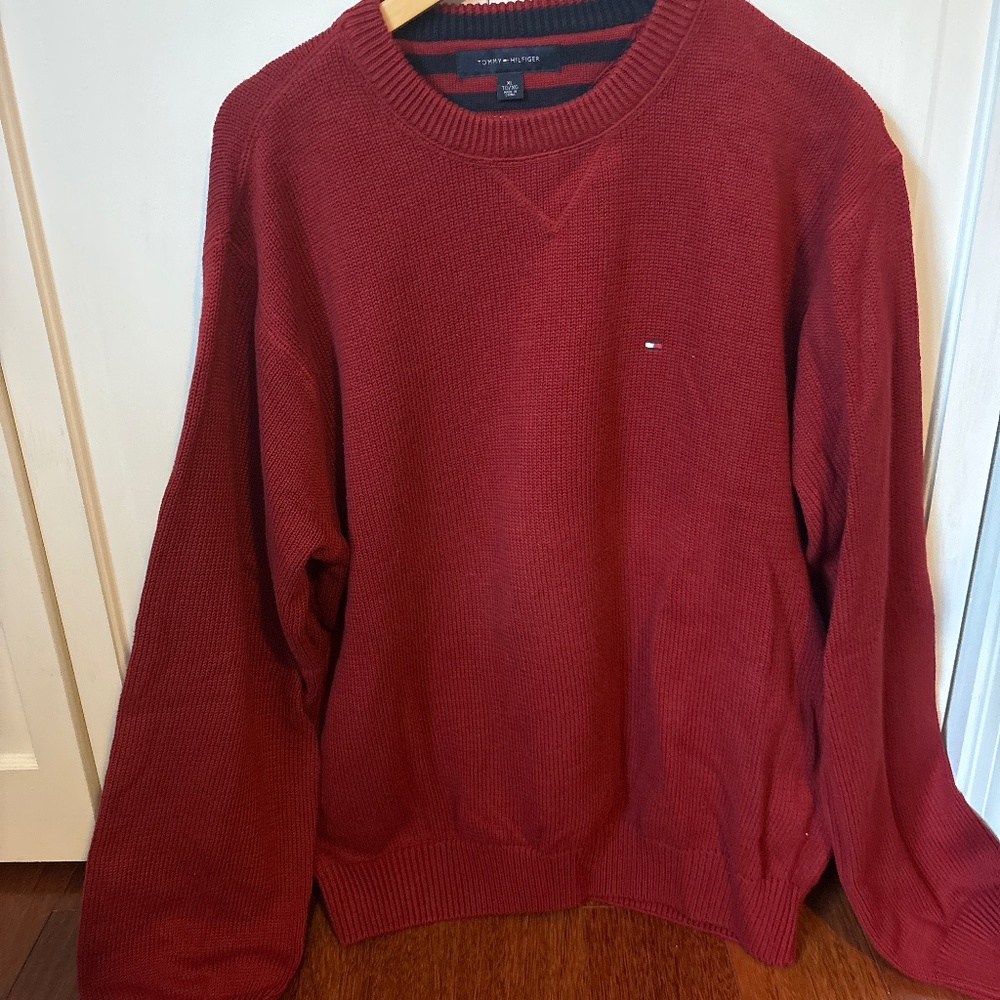 Tommy Hilfiger Men’s Sweater - size XL